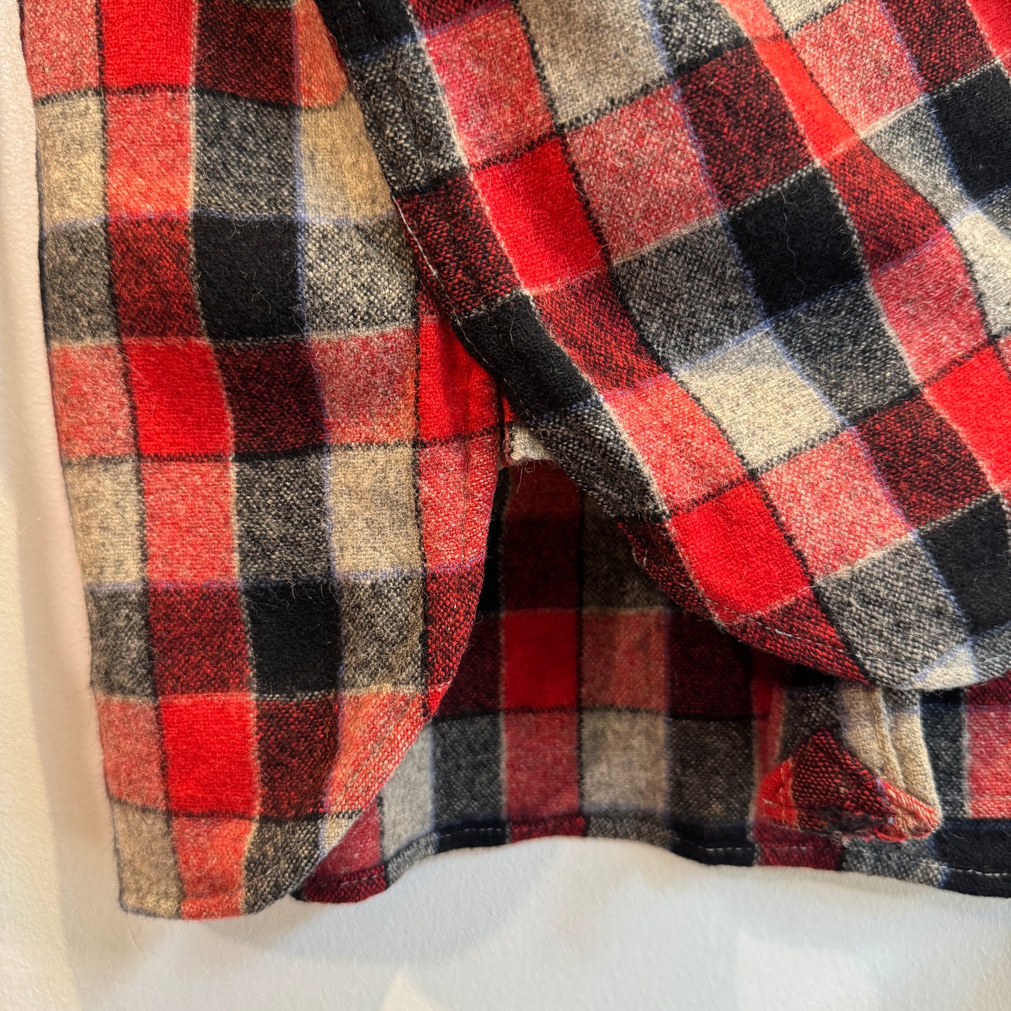 1950s 5 Brother Red Black Checkered Flannel Shirt