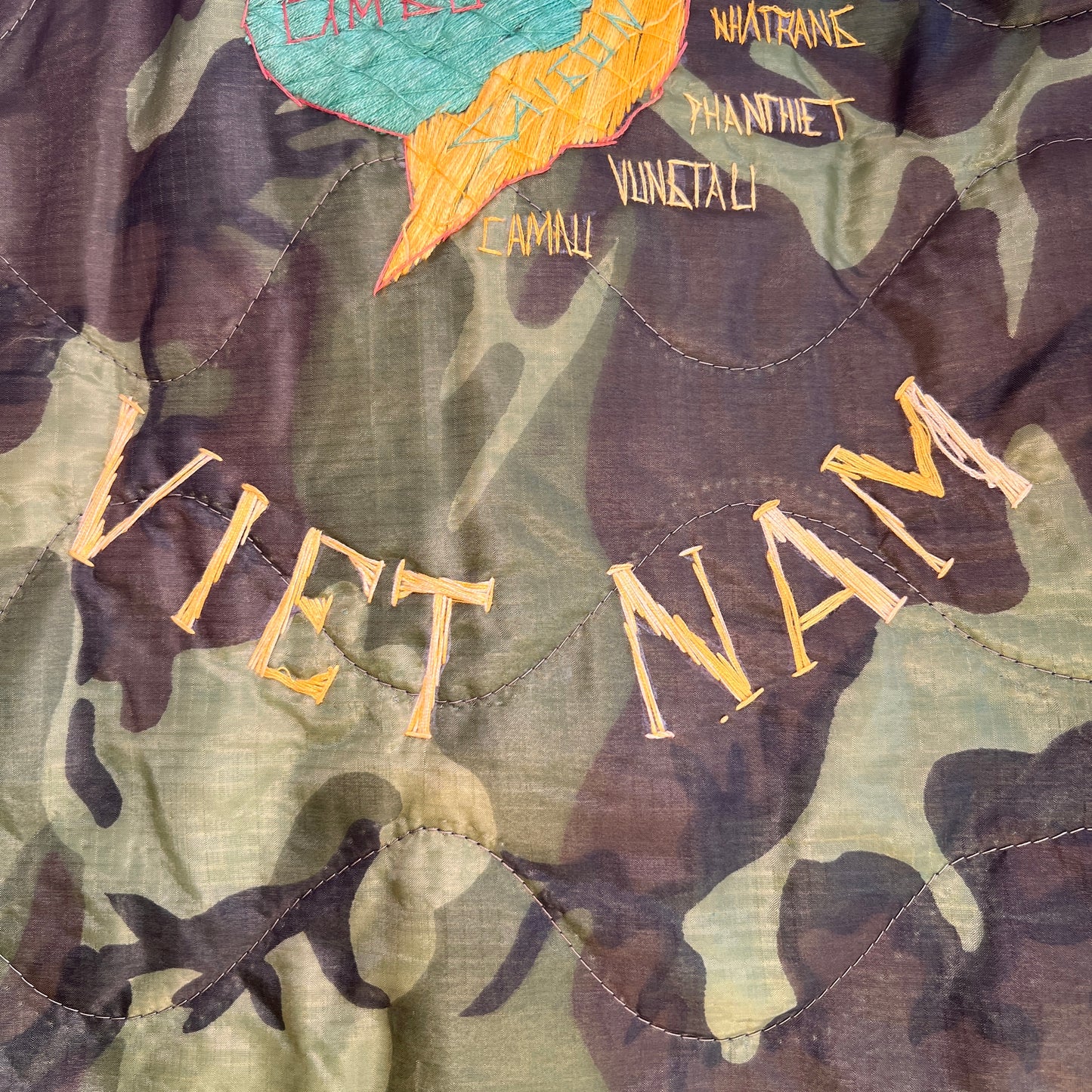 1970s Vietnam Camouflage Green Souvenir Jacket
