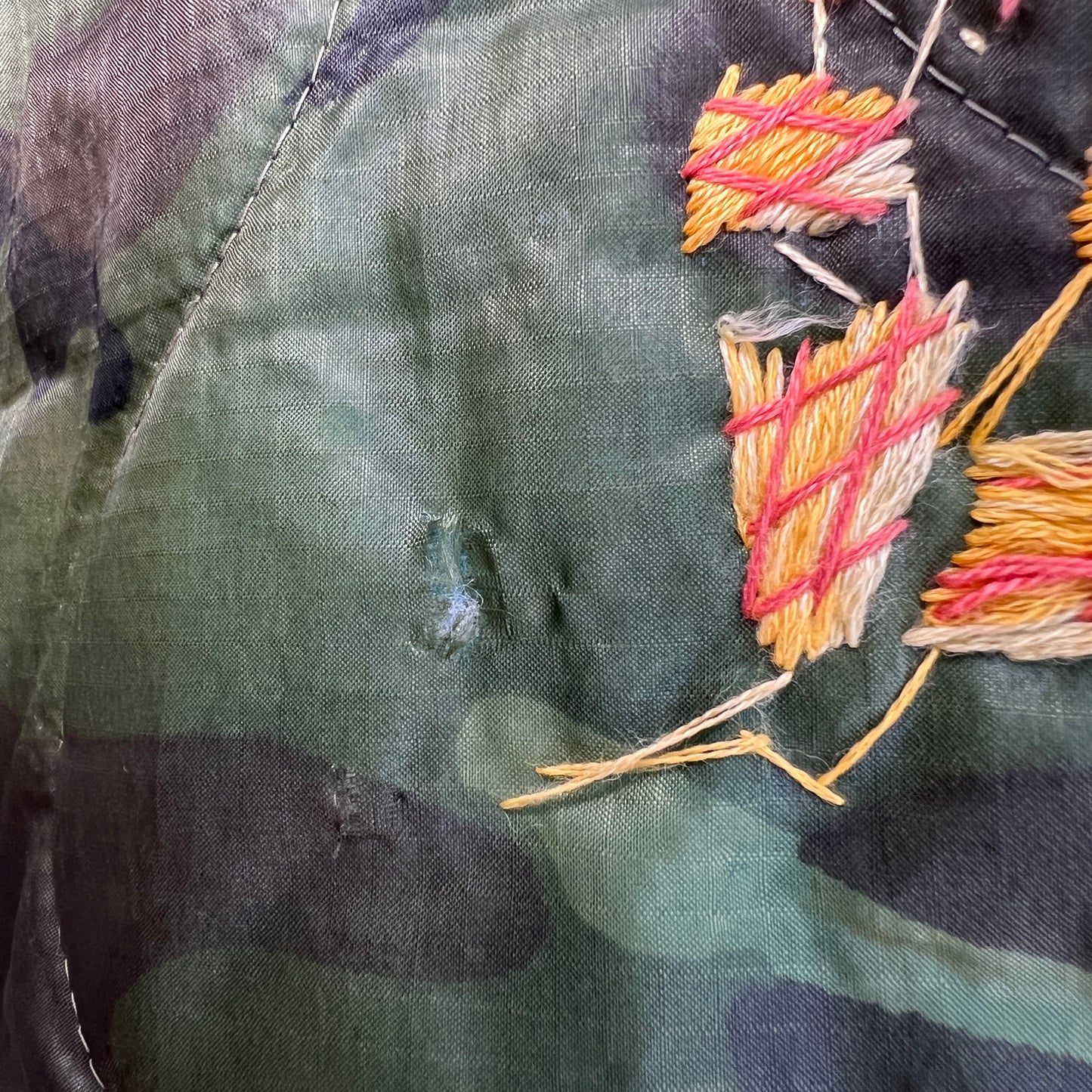 1970s Vietnam Camouflage Green Souvenir Jacket