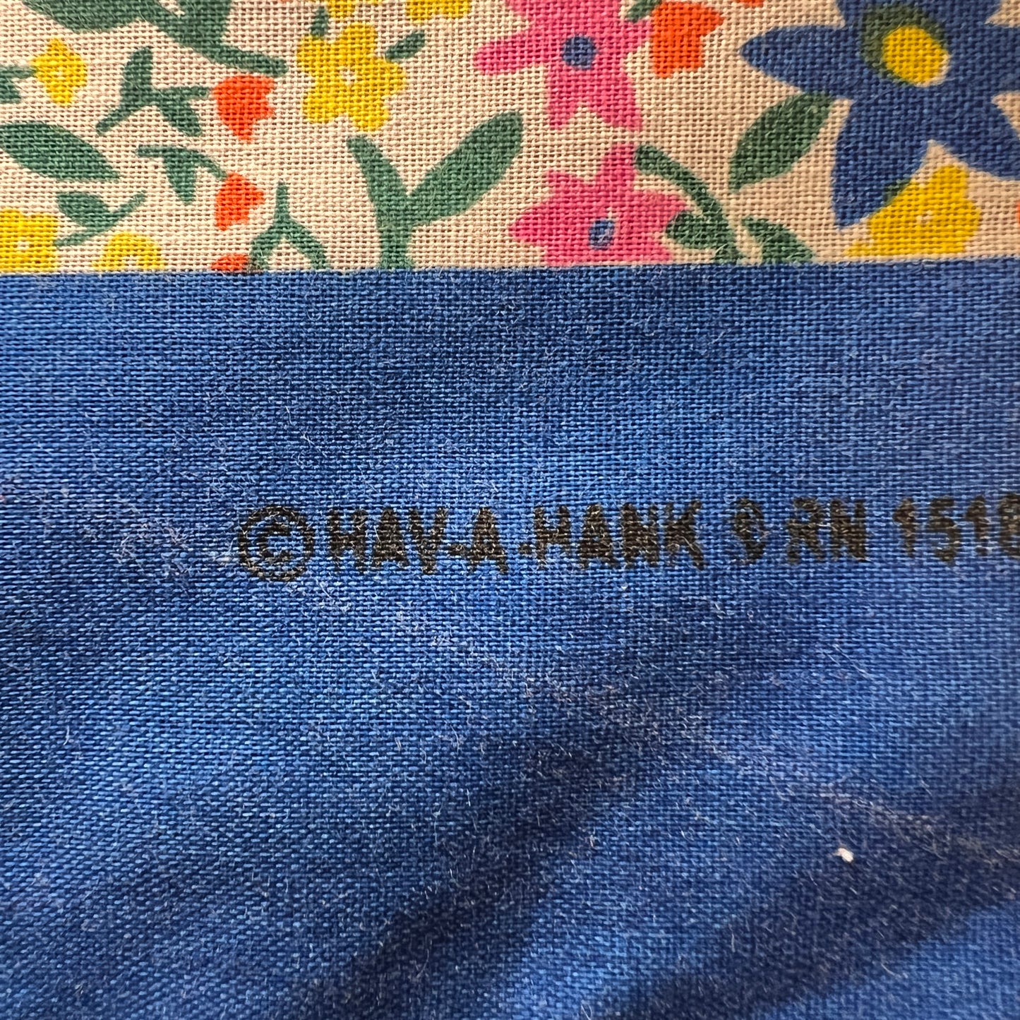 HAV-A-HANK Smiley Flower Bandana with All Over Print Pattern