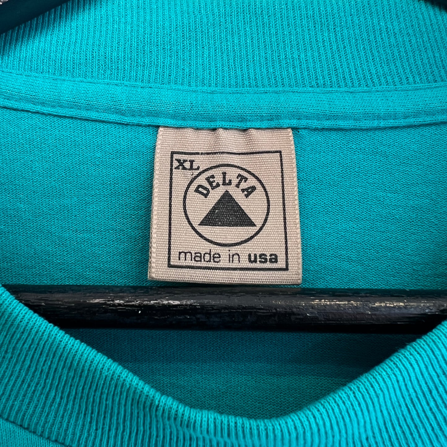 1990s Delta T-Shirts with Cat Photo Print