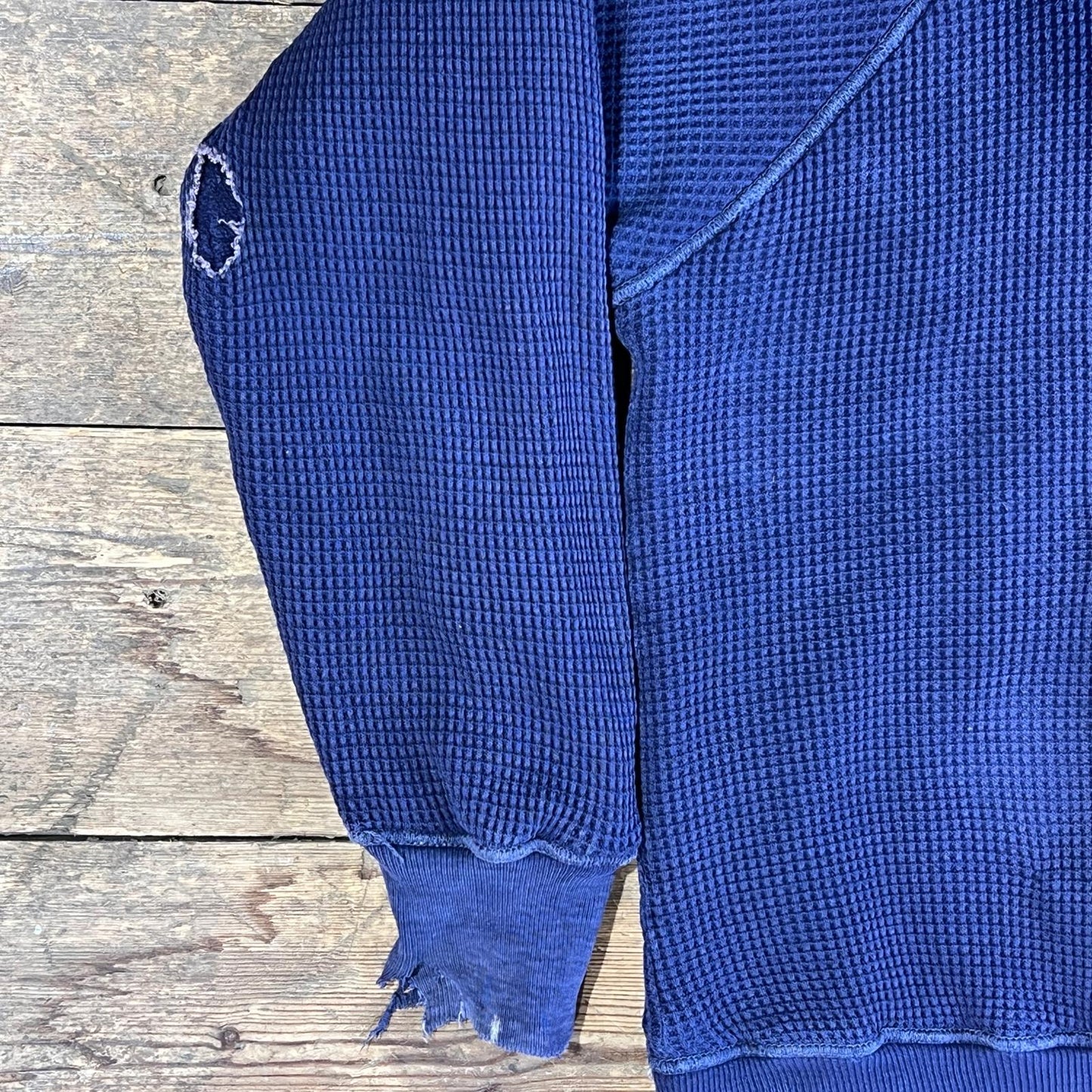 1950s ~ 1960s Pilgrim Faded & Distressed Navy Blue Waffle Thermal Lined Hoodie Sweatshirt