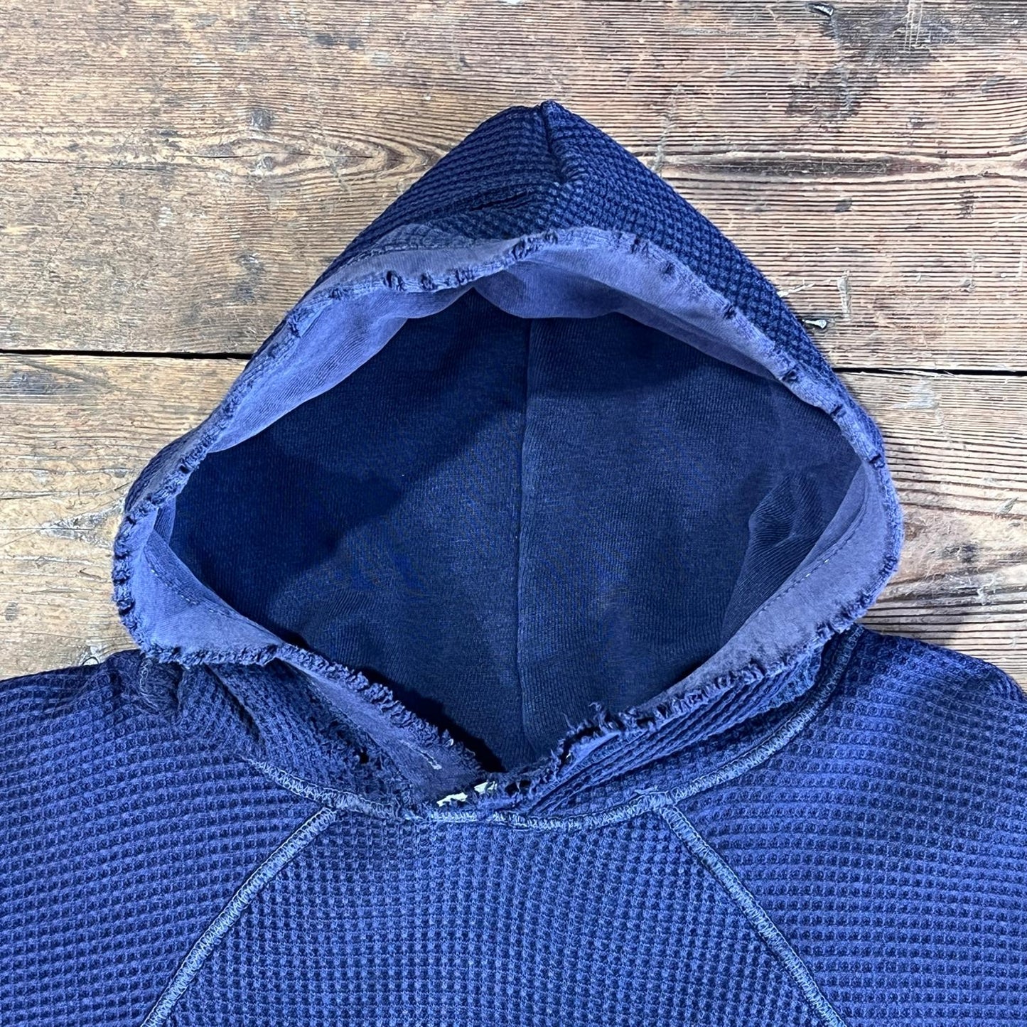 1950s ~ 1960s Pilgrim Faded & Distressed Navy Blue Waffle Thermal Lined Hoodie Sweatshirt