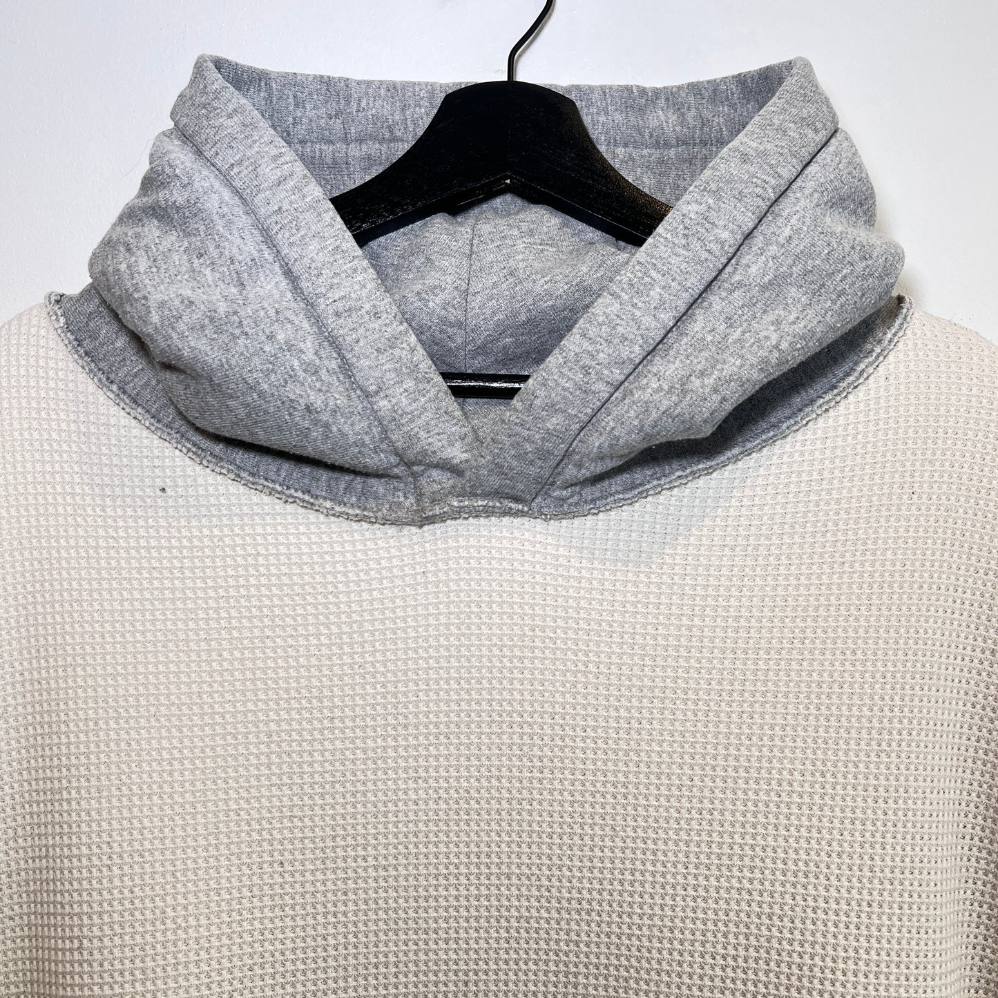 1990s Camber Medium Heather Grey Waffle Thermal Lined Hoodie Super Boxy Sweatshirt with Port Jeff Vrestling Print