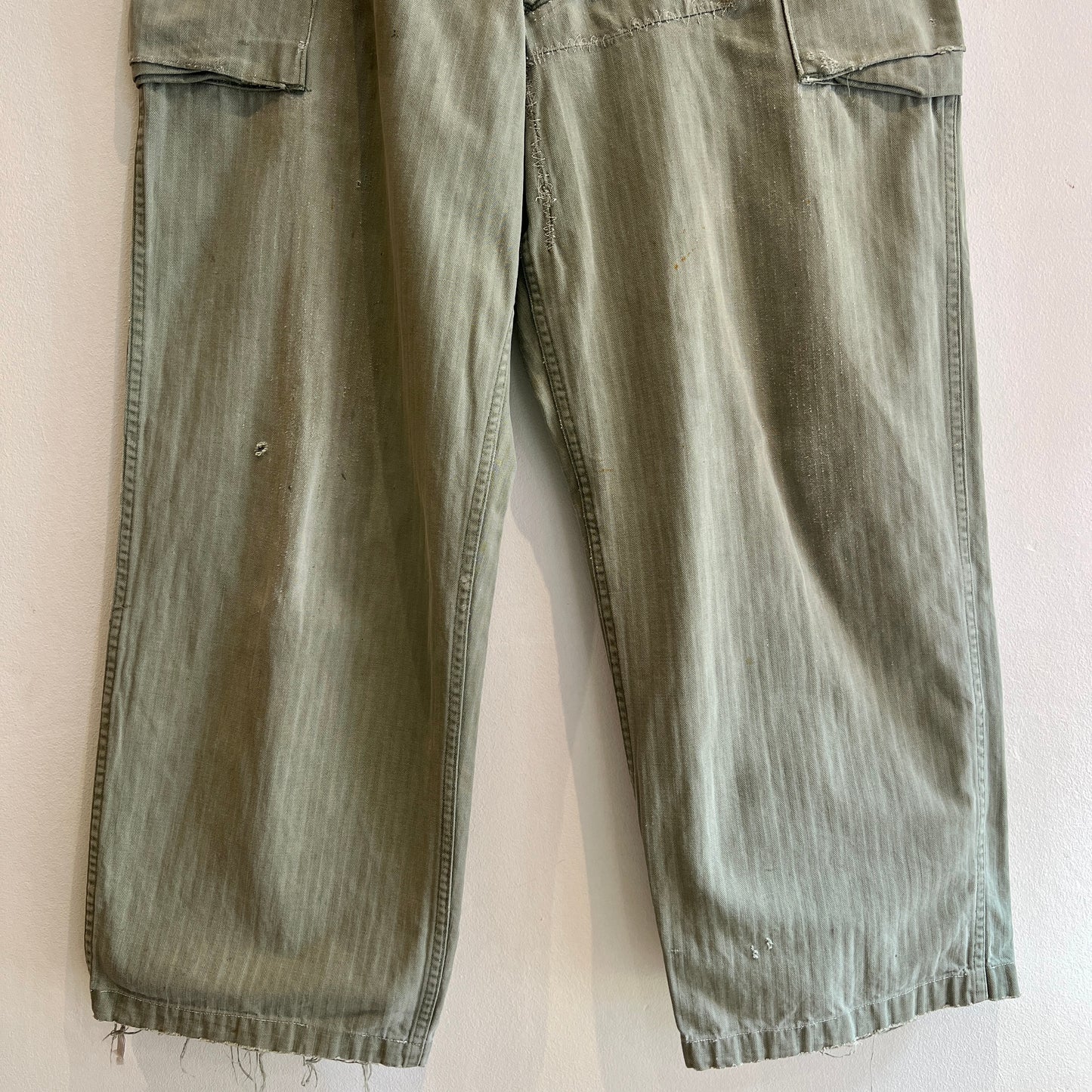 1940s WWII-era U.S. Military HBT Utility Trousers W33", L27"
