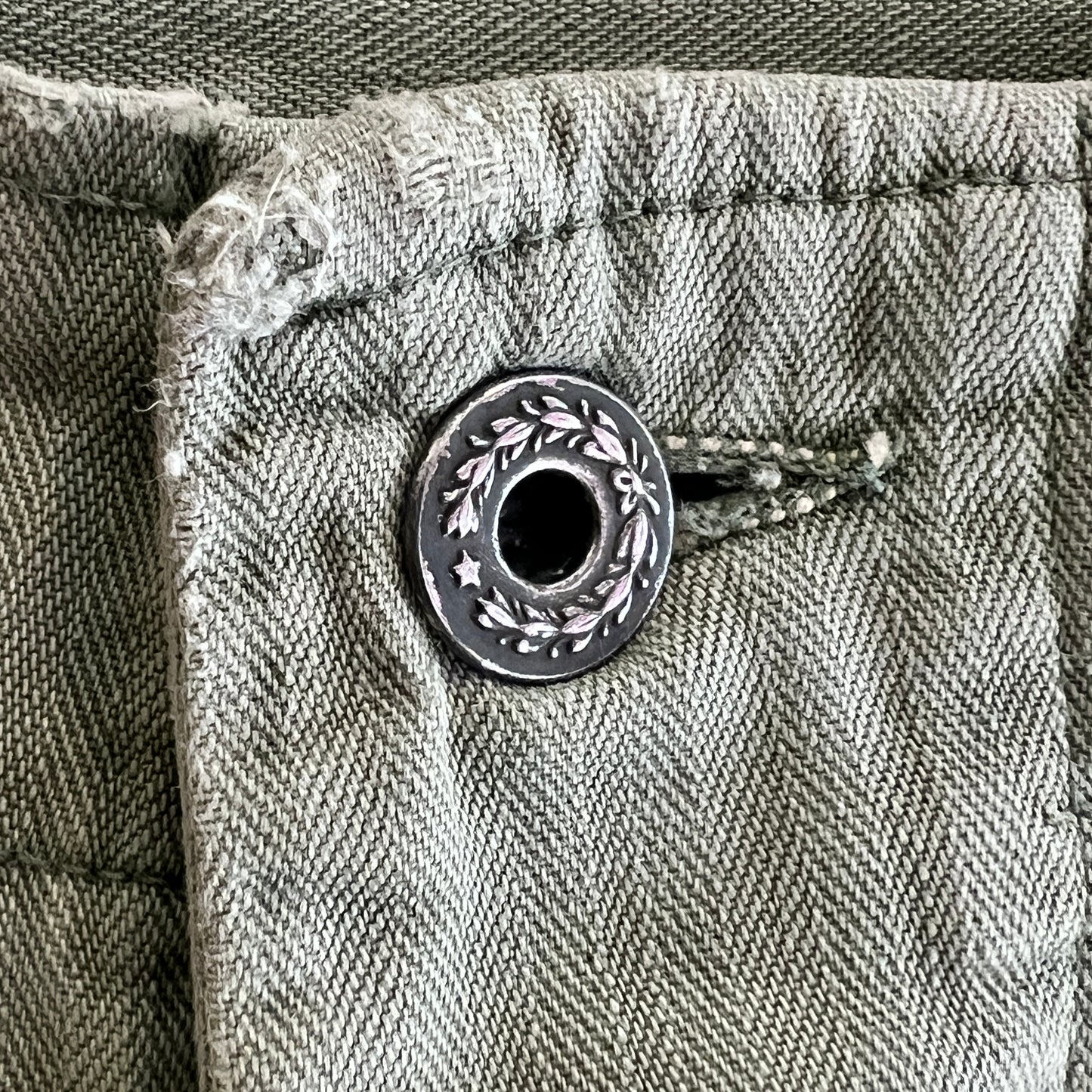 1940s WWII-era U.S. Military HBT Utility Trousers W33", L27"