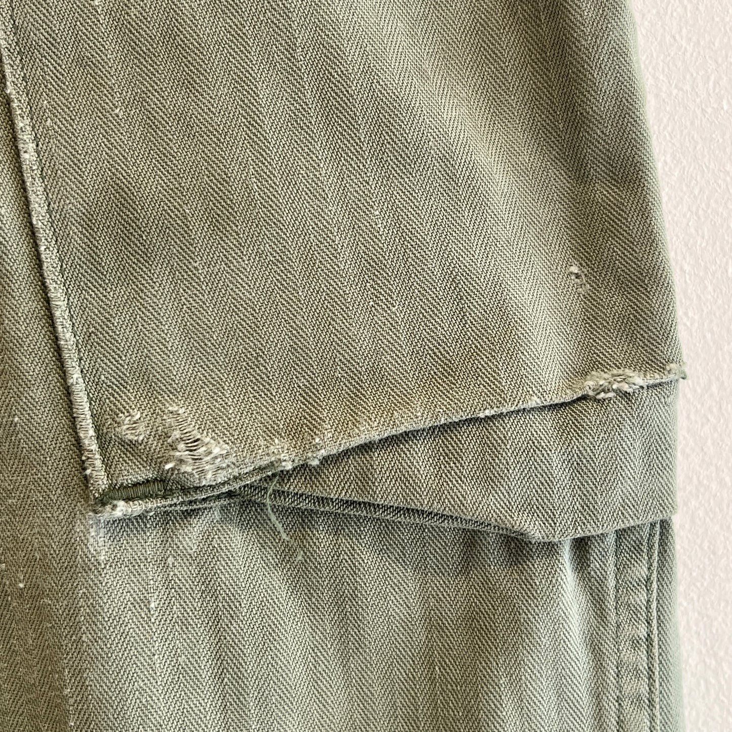 1940s WWII-era U.S. Military HBT Utility Trousers W33", L27"