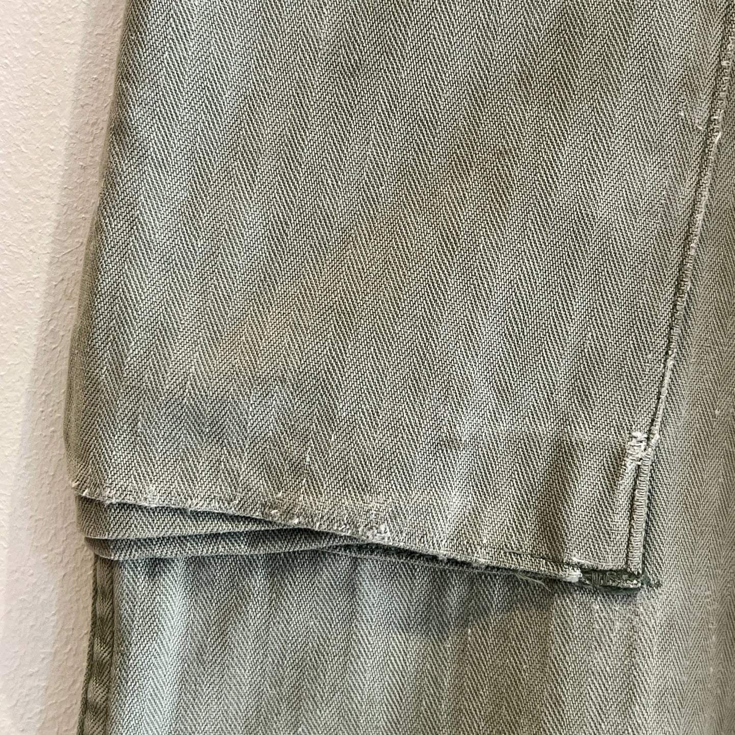 1940s WWII-era U.S. Military HBT Utility Trousers W33", L27"