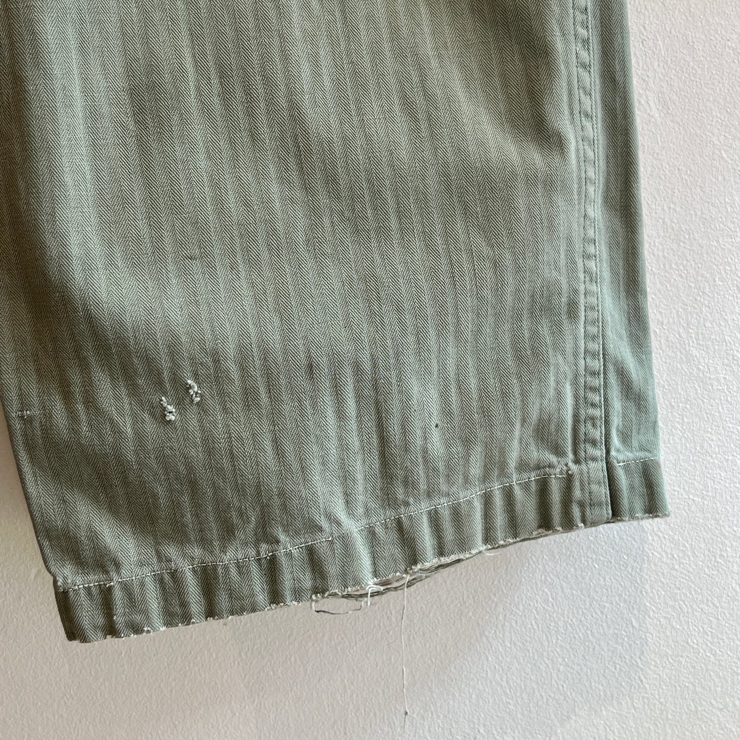 1940s WWII-era U.S. Military HBT Utility Trousers W33", L27"
