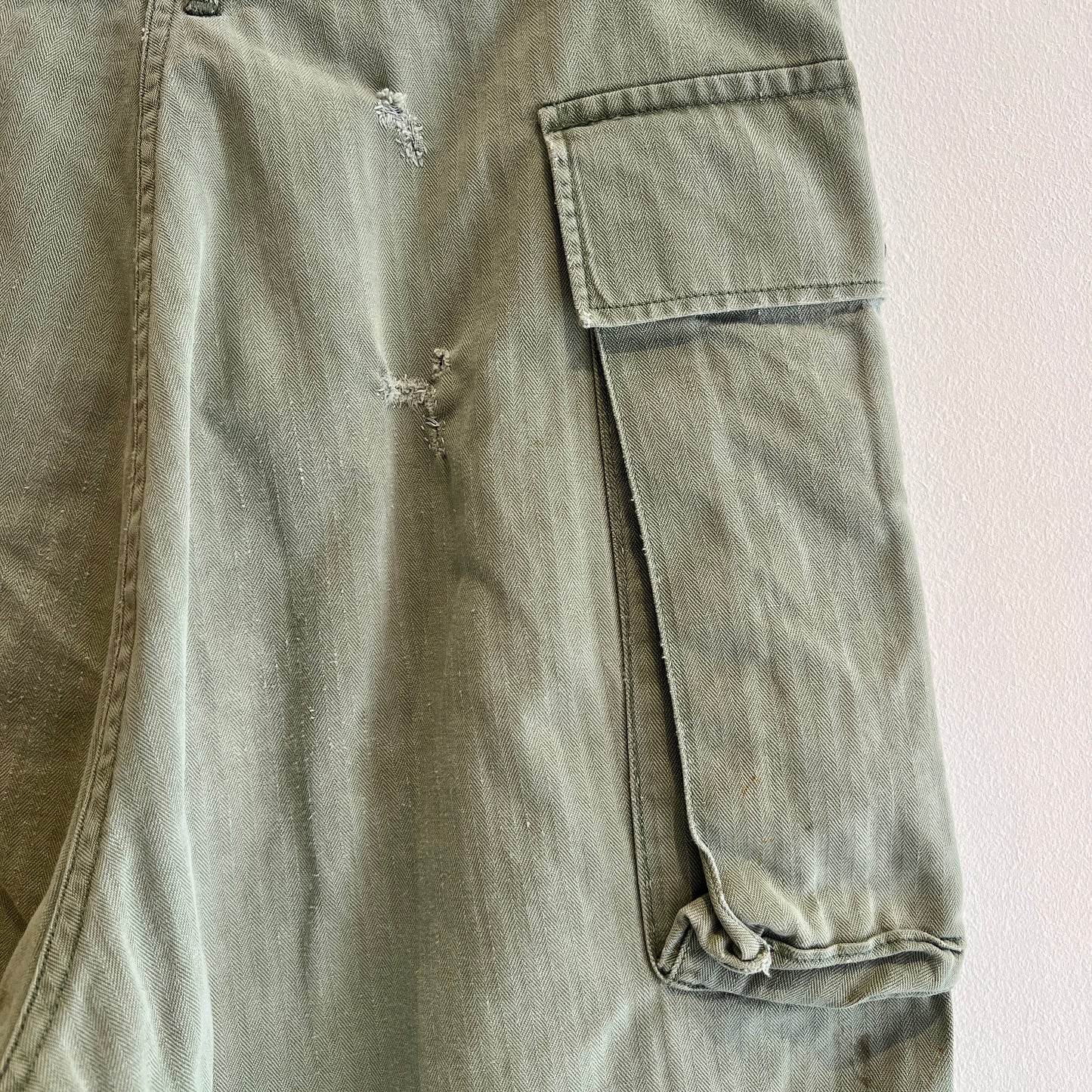 1940s WWII-era U.S. Military HBT Utility Trousers W33", L27"