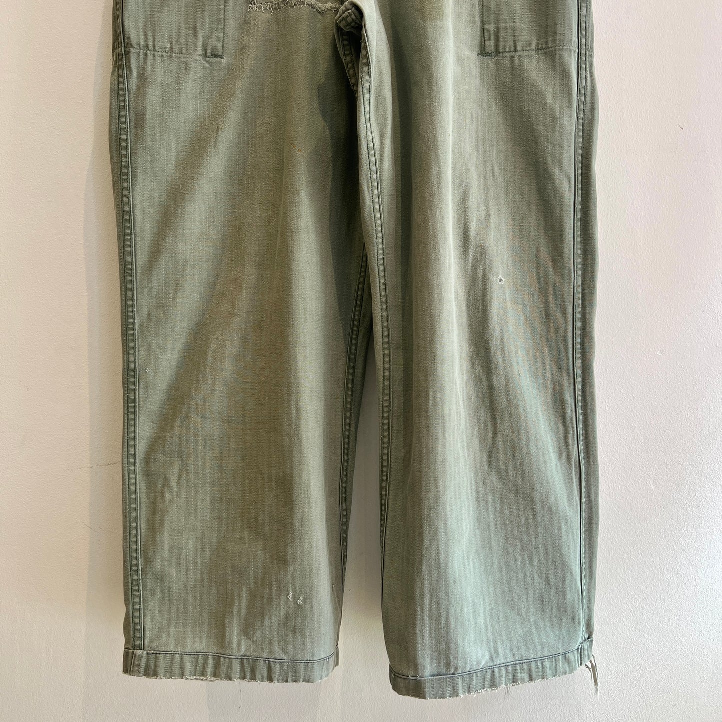 1940s WWII-era U.S. Military HBT Utility Trousers W33", L27"