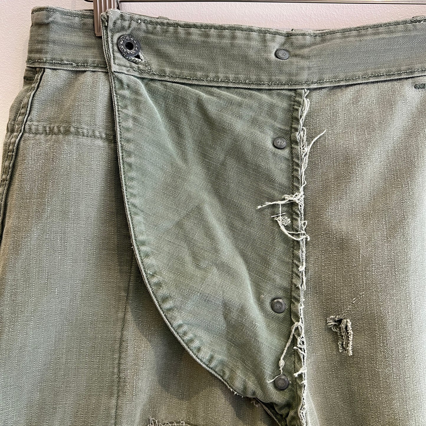 1940s WWII-era U.S. Military HBT Utility Trousers W33", L27"