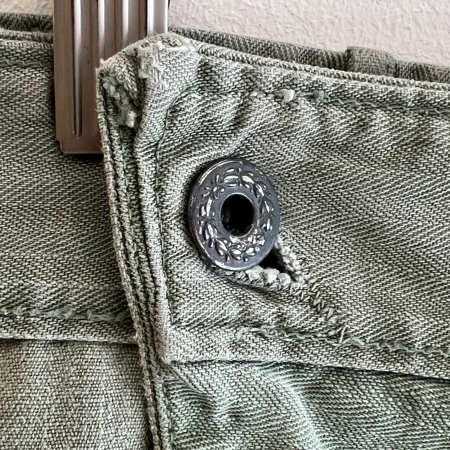 1940s WWII-era U.S. Military HBT Utility Trousers W33", L27"