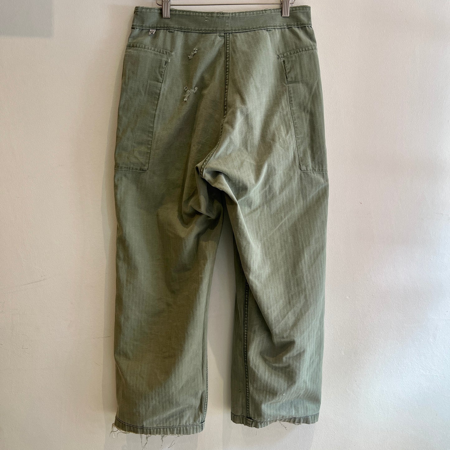 1940s WWII-era U.S. Military HBT Utility Trousers W33", L27"