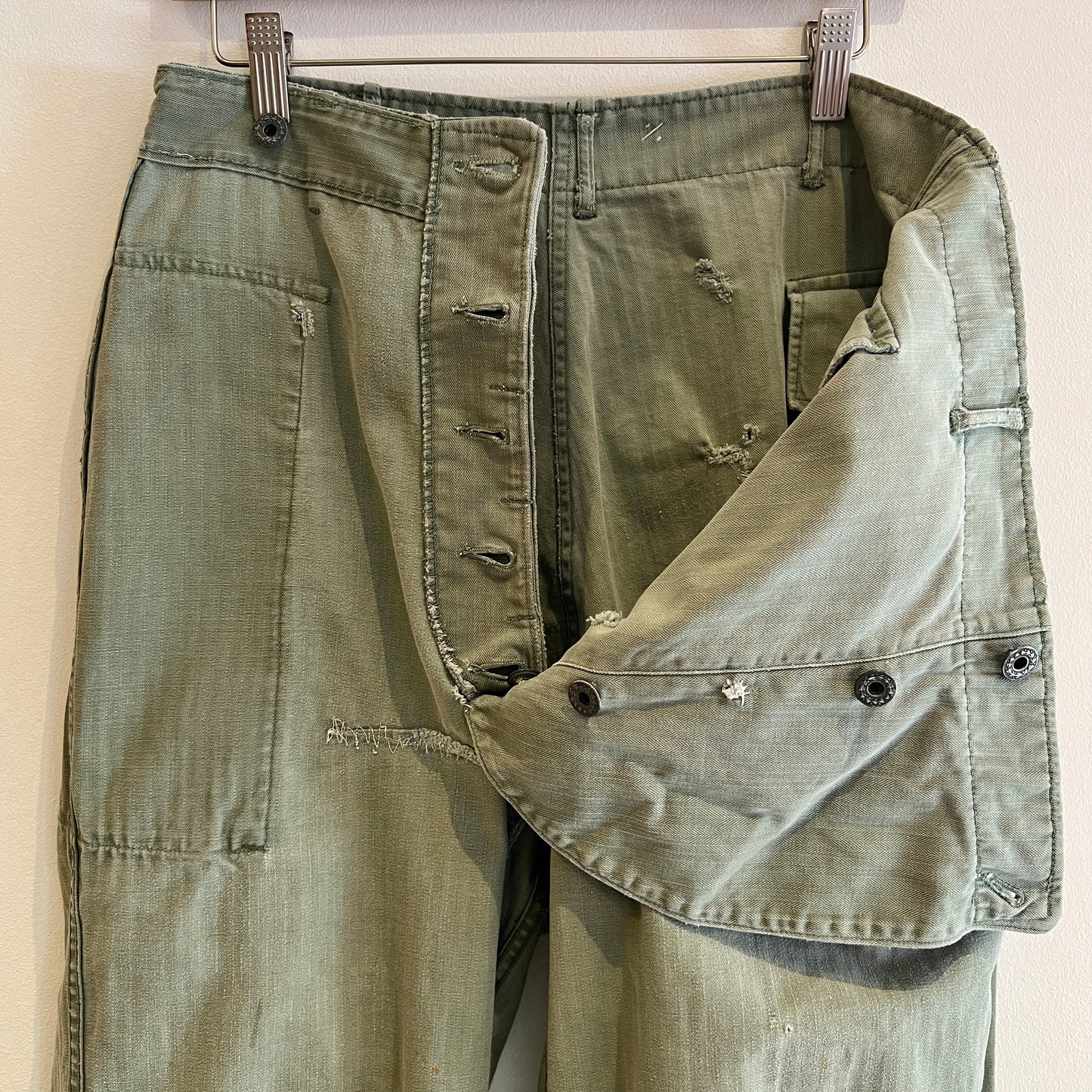 1940s WWII-era U.S. Military HBT Utility Trousers W33", L27"