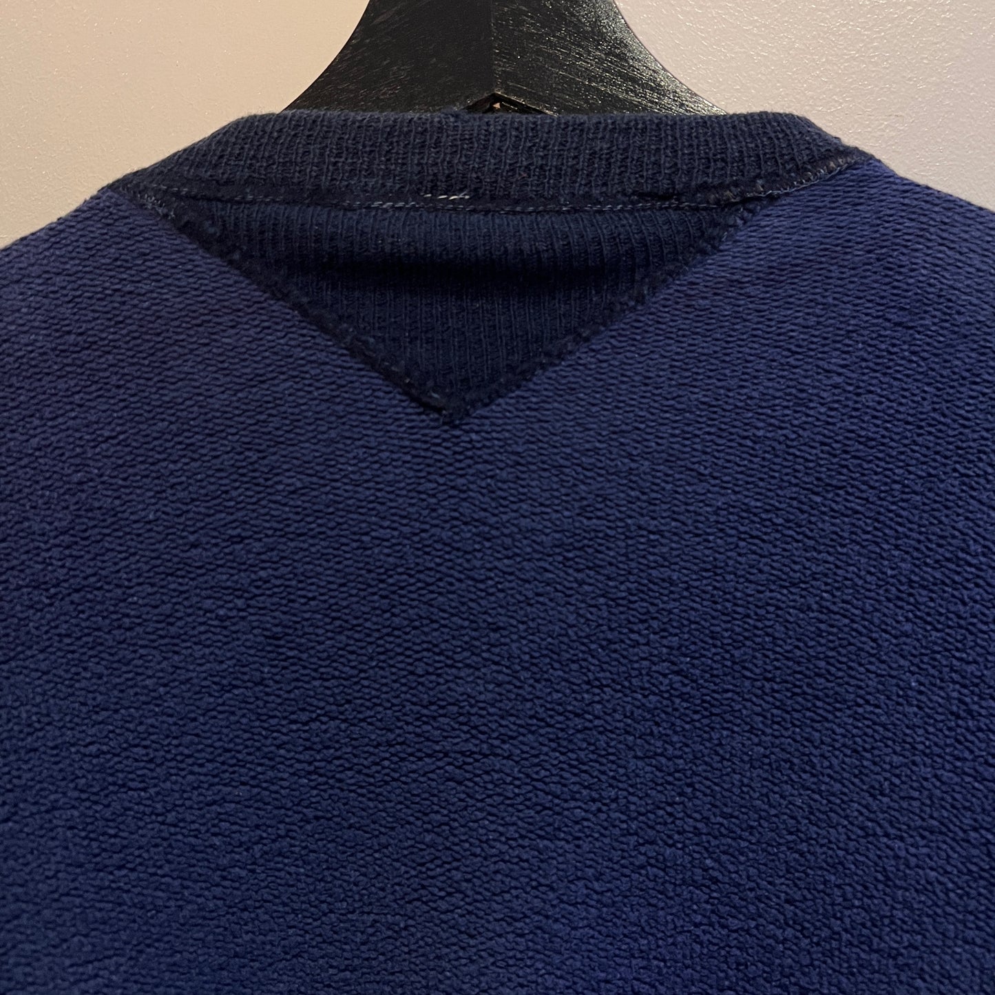 1940s 2 Tone Faded Navy Blue Double V Cotton Crewneck Sweatshirt