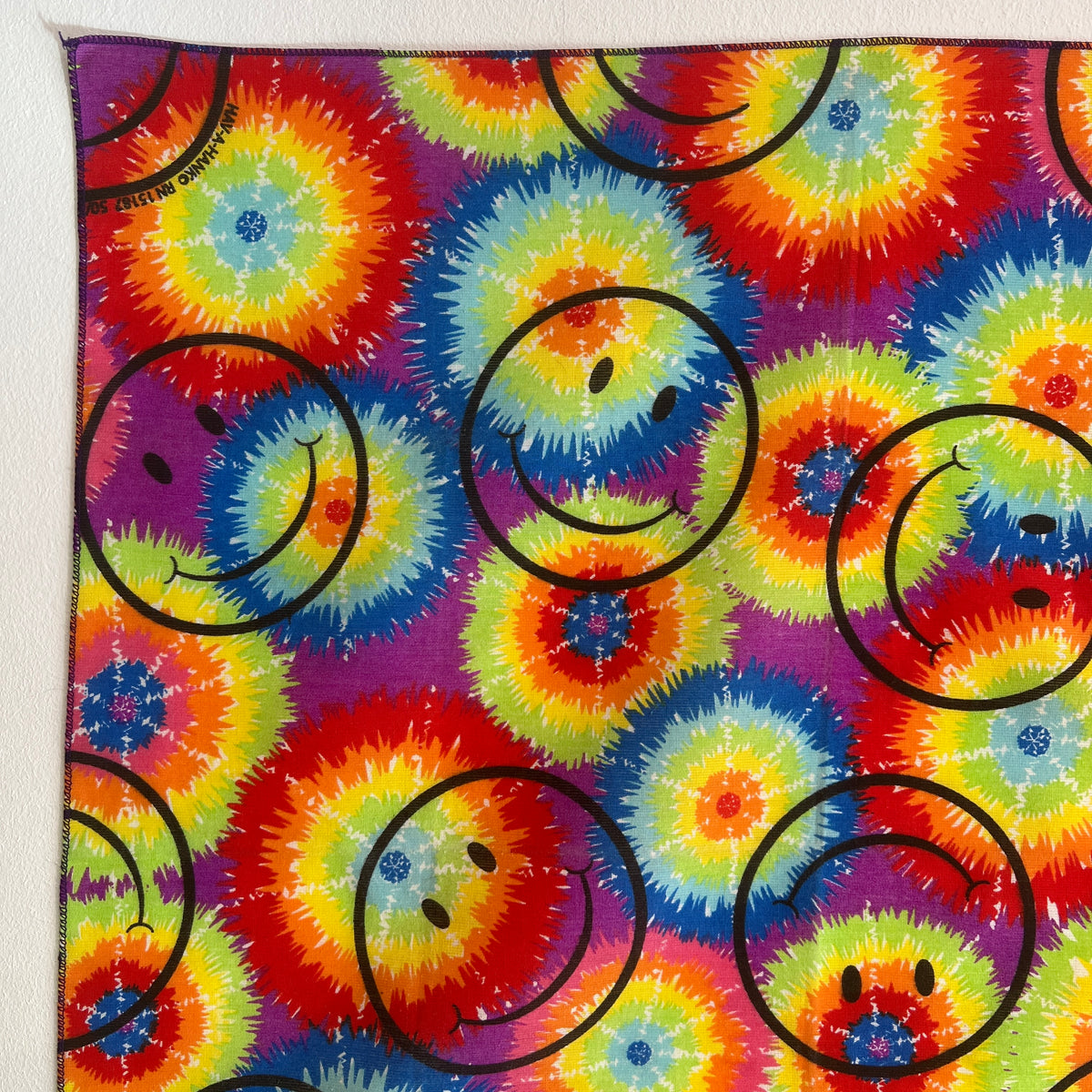1990s HAV-A-HANK The Smiley Face Tie-Dye Bandana