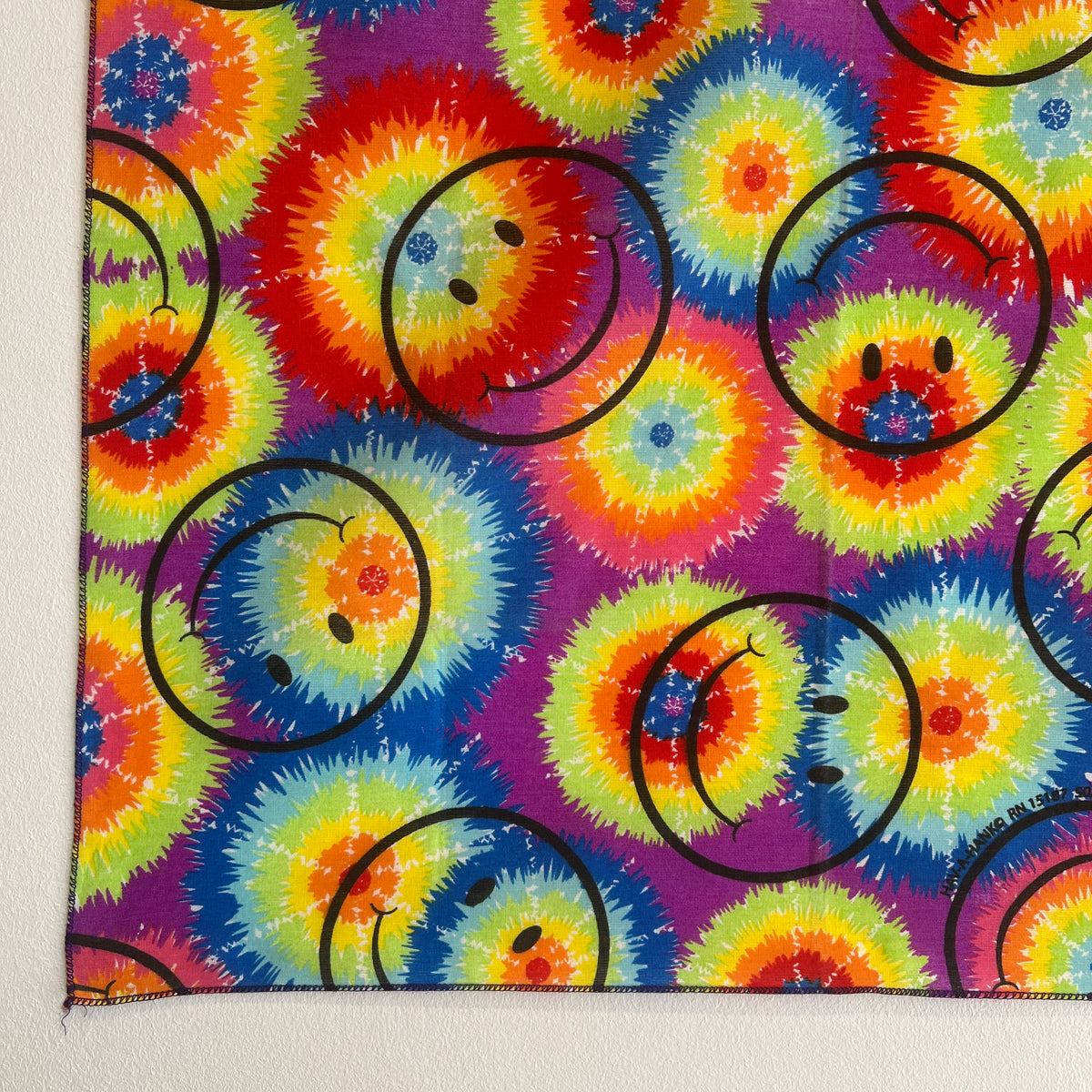 1990s HAV-A-HANK The Smiley Face Tie-Dye Bandana