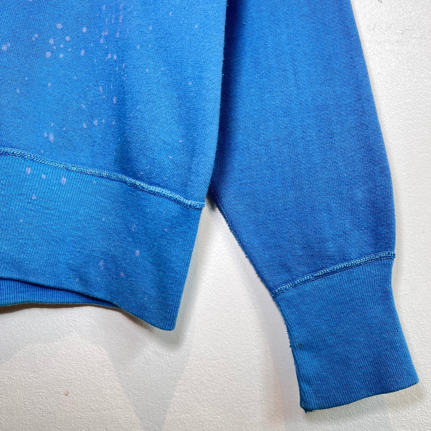 1950s Single V Blue Sweatshirt with Colonial Coeds Print