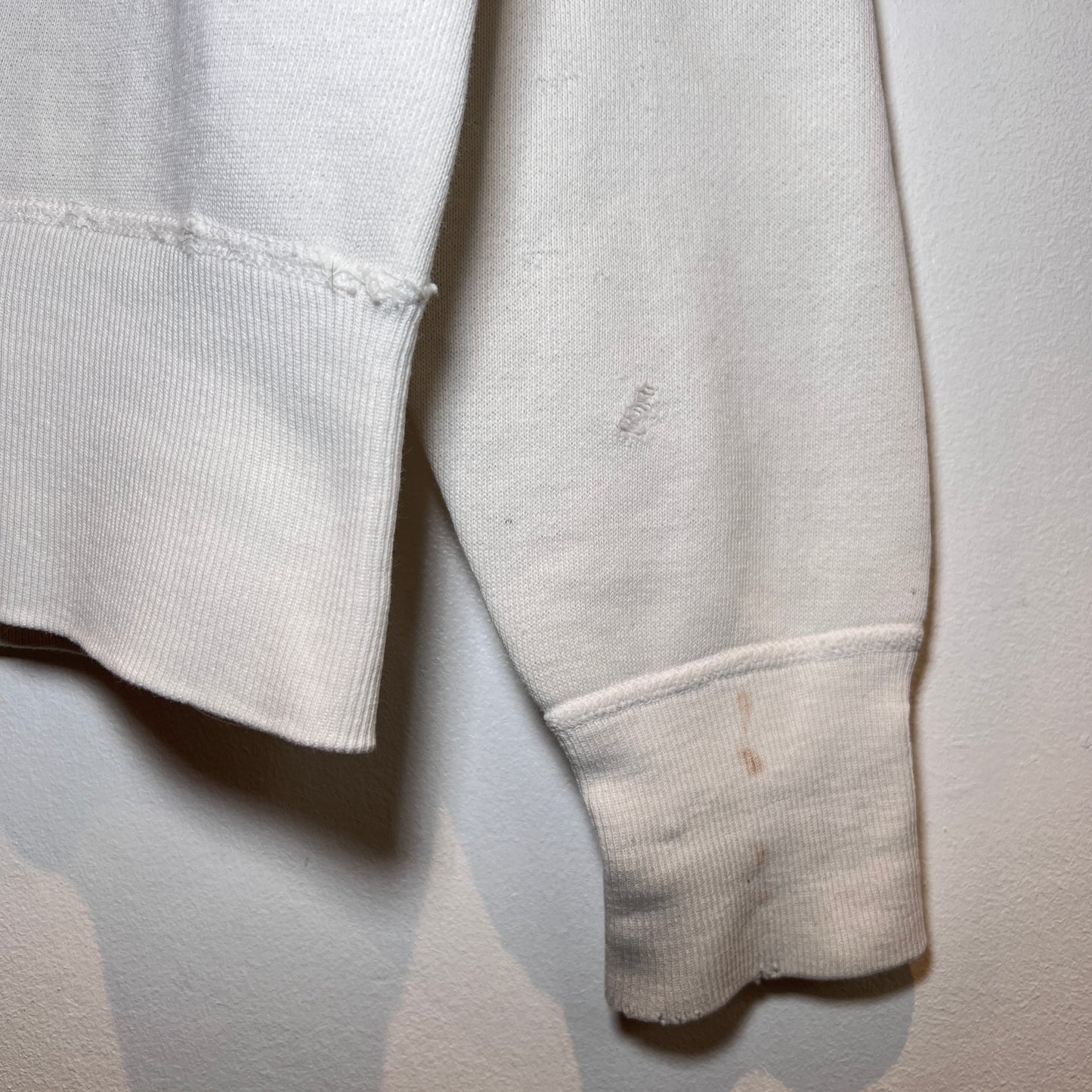 1950s Boxy White Hoodie Sweatshirt with A Stencil