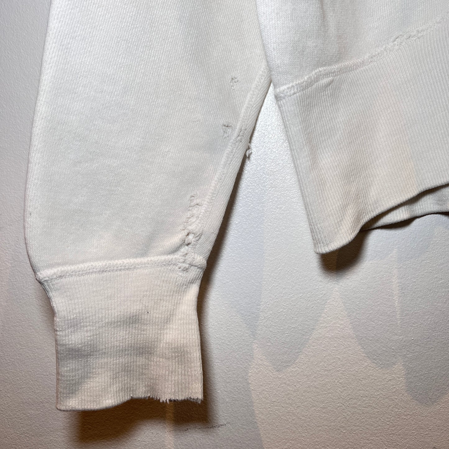 1950s Boxy White Hoodie Sweatshirt with A Stencil