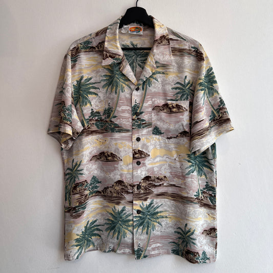 1970s Kennington Hawaiian Shirts with Tropical Print