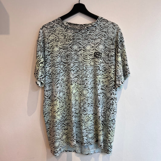 1990s Off Shore T-Shirts with Abstract Geometric and Flock Print Logo