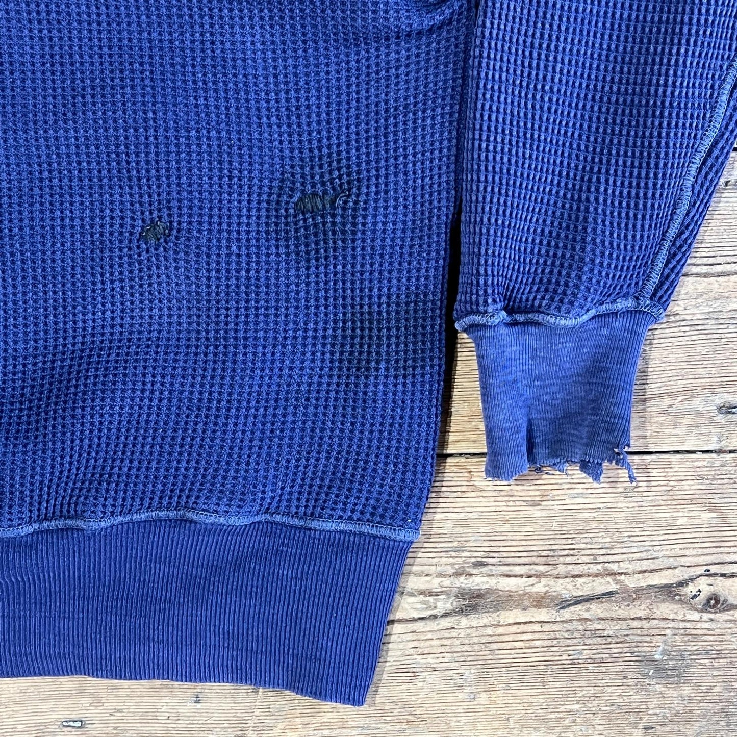 1950s ~ 1960s Pilgrim Faded & Distressed Navy Blue Waffle Thermal Lined Hoodie Sweatshirt